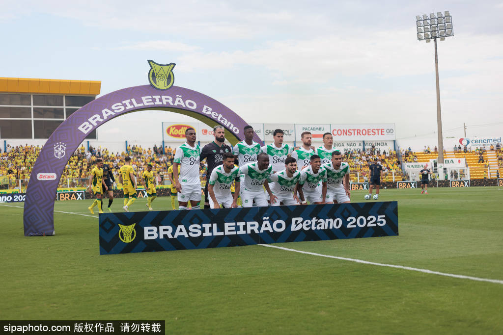 关于阿森纳训练开放日；关键时刻复出首秀引欢呼；CBA季后赛在即；高层口径保持一致的信息华体会官网